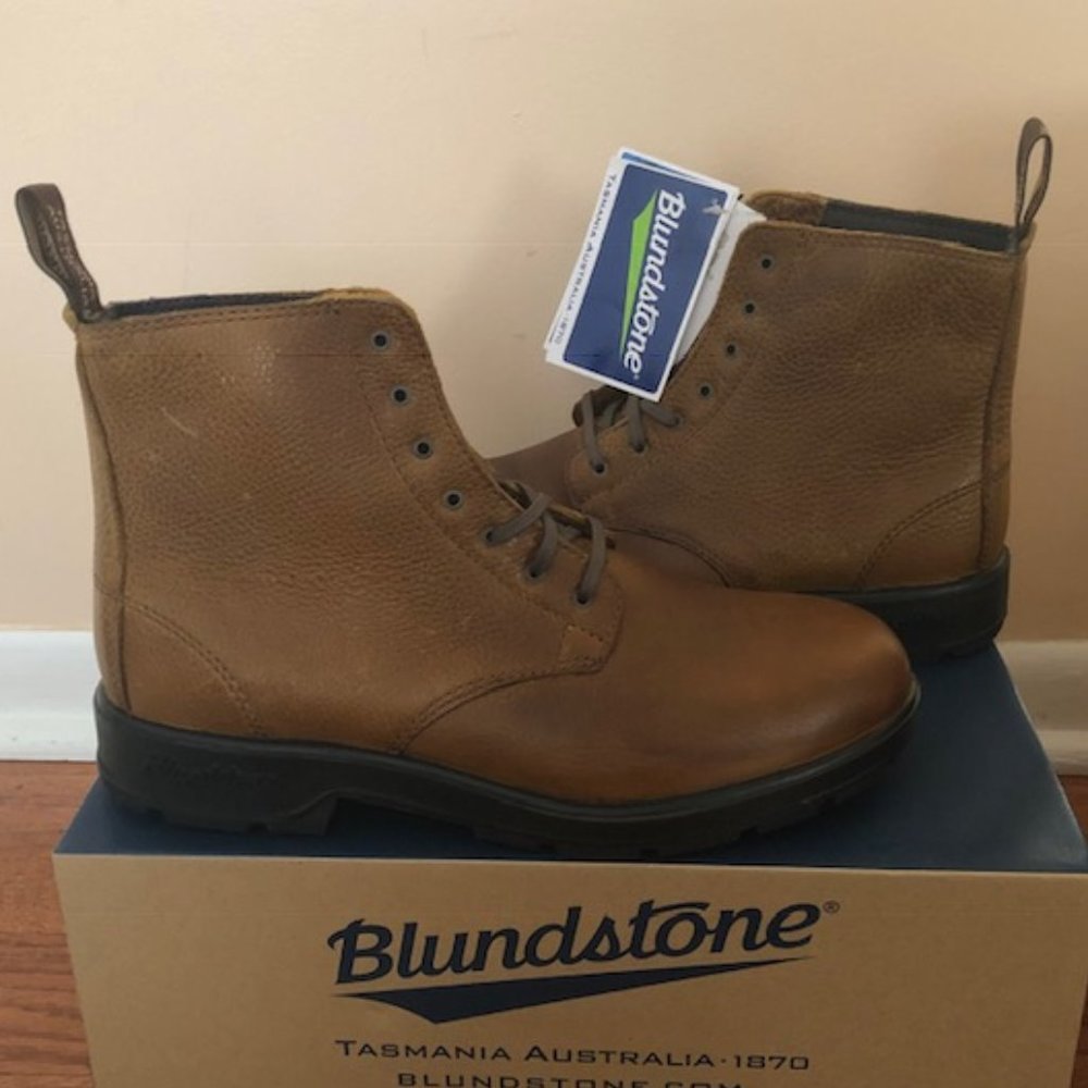 Blundstone Lace-Up  Leather Boots. US size: 11  EU size: 42 AU size: 8